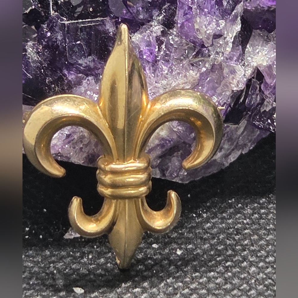 Vintage Gold Fleur-de-Lis Brooch